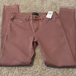 A&F mauve jeans, size 2, NWT